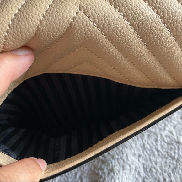 Victoria’s Secret The Victoria Medium Shoulder Bag - Picture 11 of 11